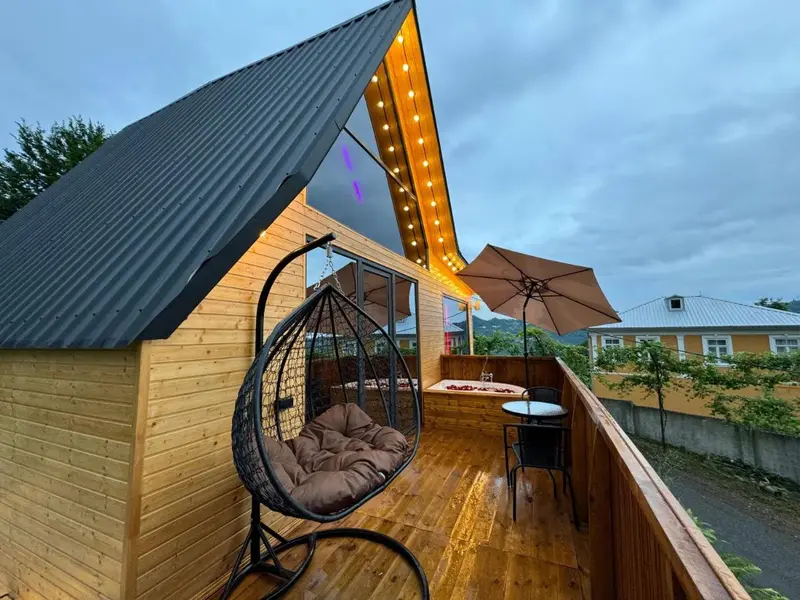 Uptown Batumi Yard & Jacuzzi