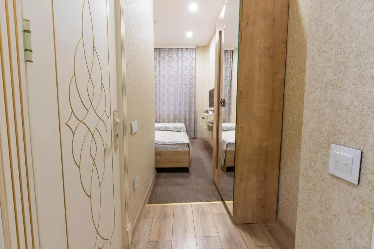 MidCity Hotel