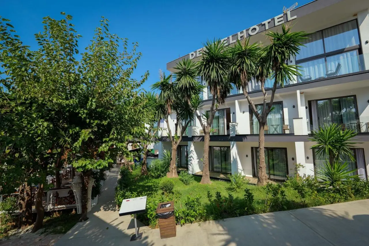 HOTEL DENOEL