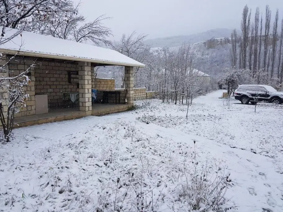 Mansion on the river Qusar