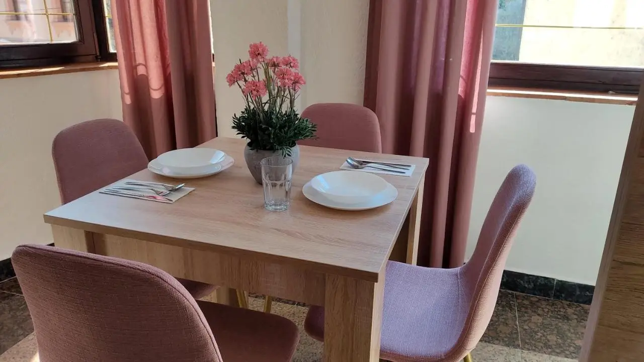 NETWORK apartment