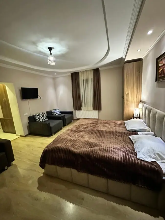 LOVELY HOUSE BAKURIANI