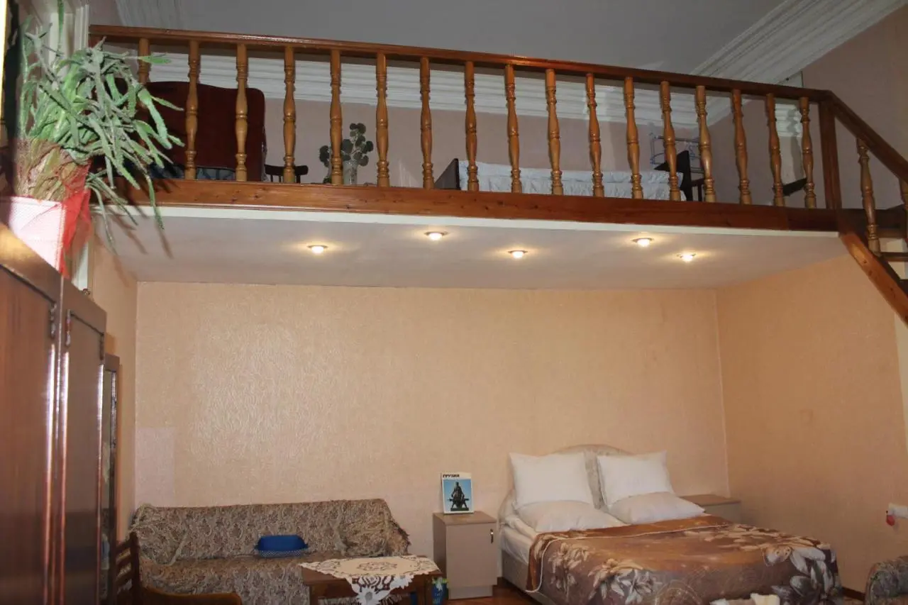 Grandma`s Hotel