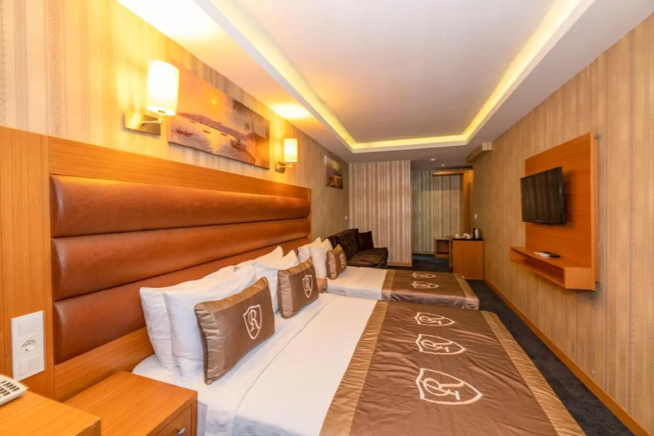 Regno Hotel
