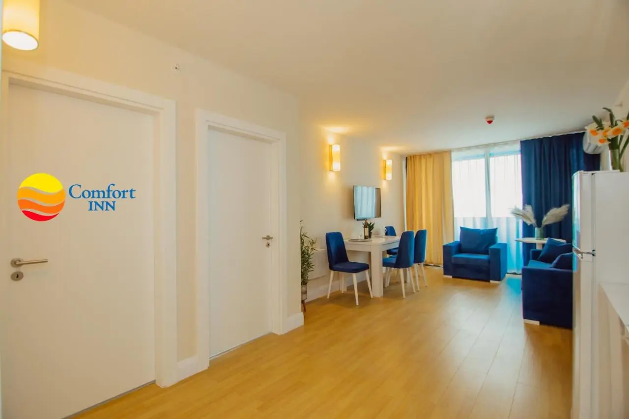Comfort Inn ☆ Orbi City