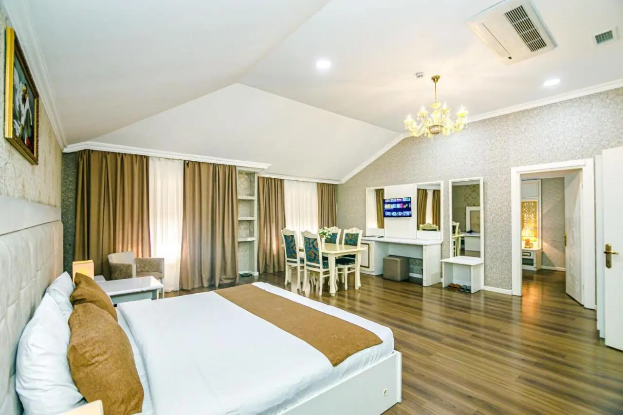 Maris Hotel Baku
