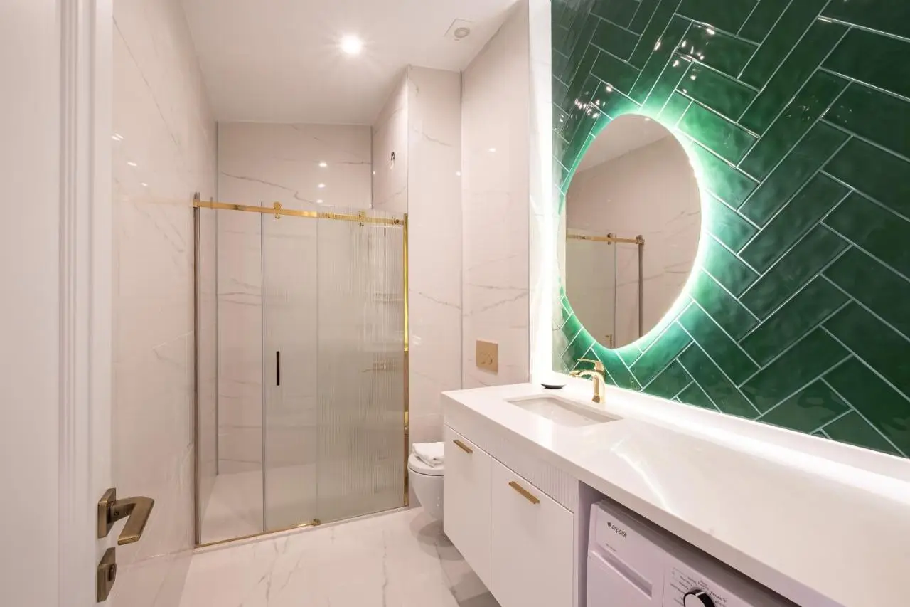 Homie Suites - Newly Built Seaside Apartments on Bakırköy Shore