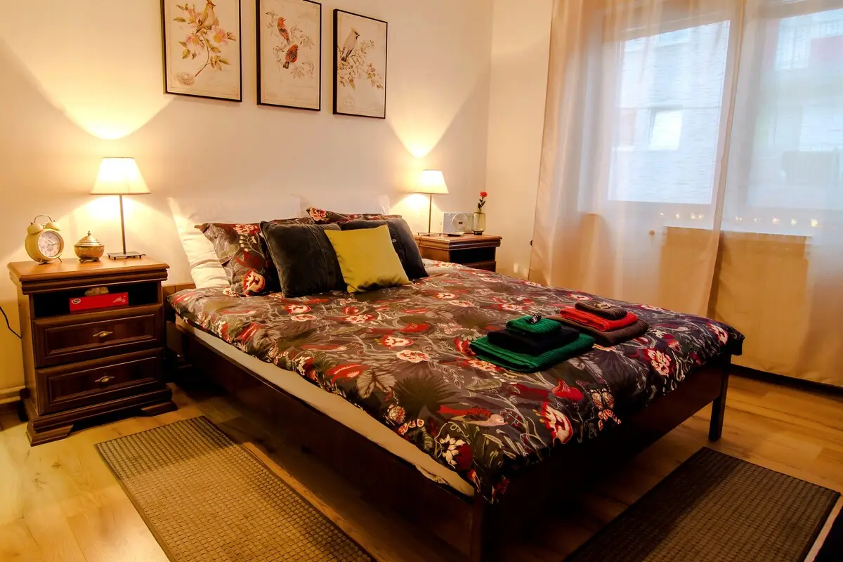 Olympic Silver Apt/ Free parking/ Garden/ Grill