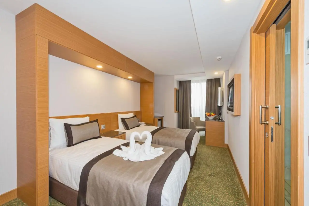 Bisetun Hotel