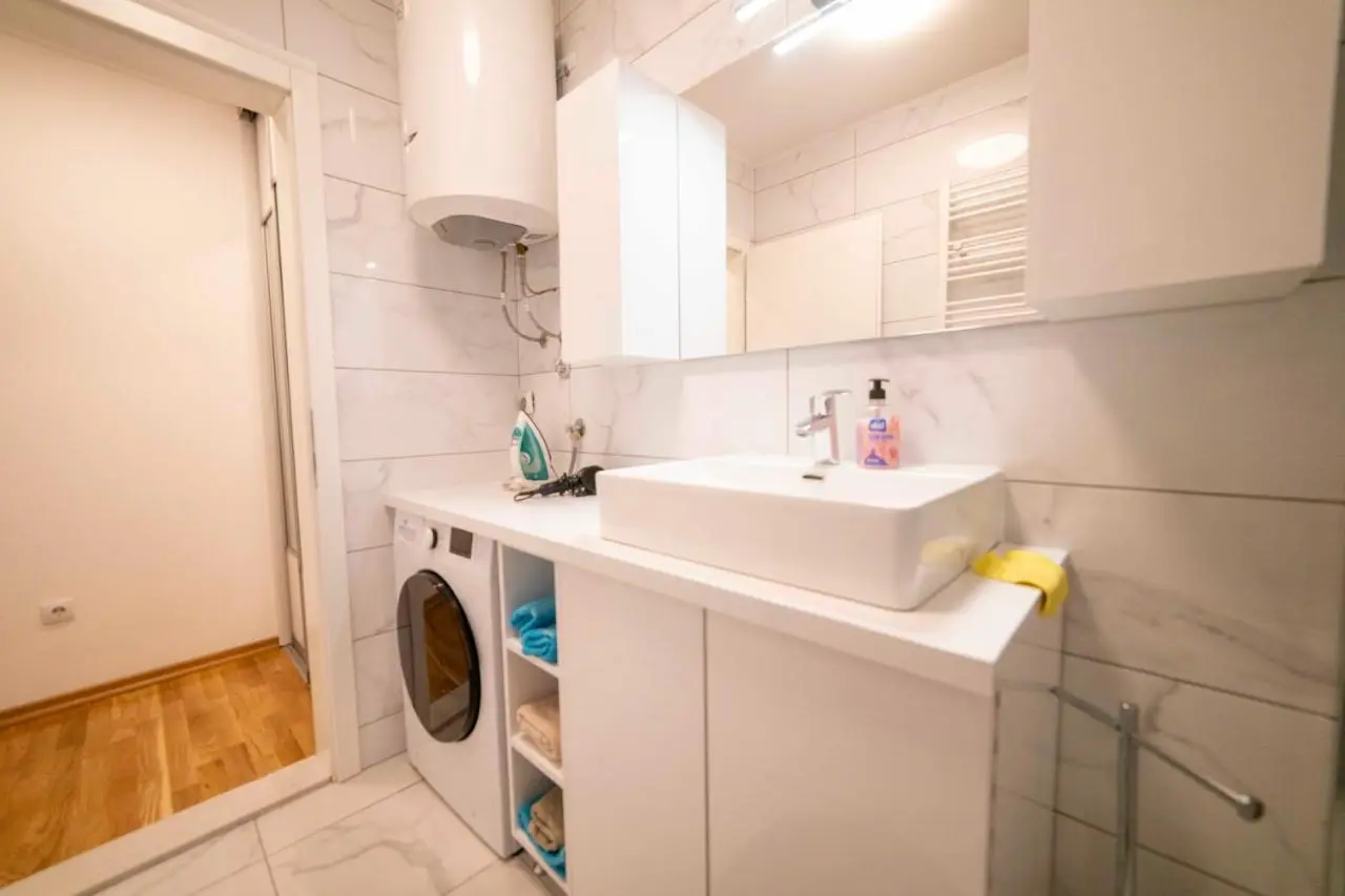 Apartment 5 Star - Free Parking