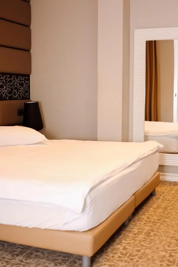 Senator Hotel