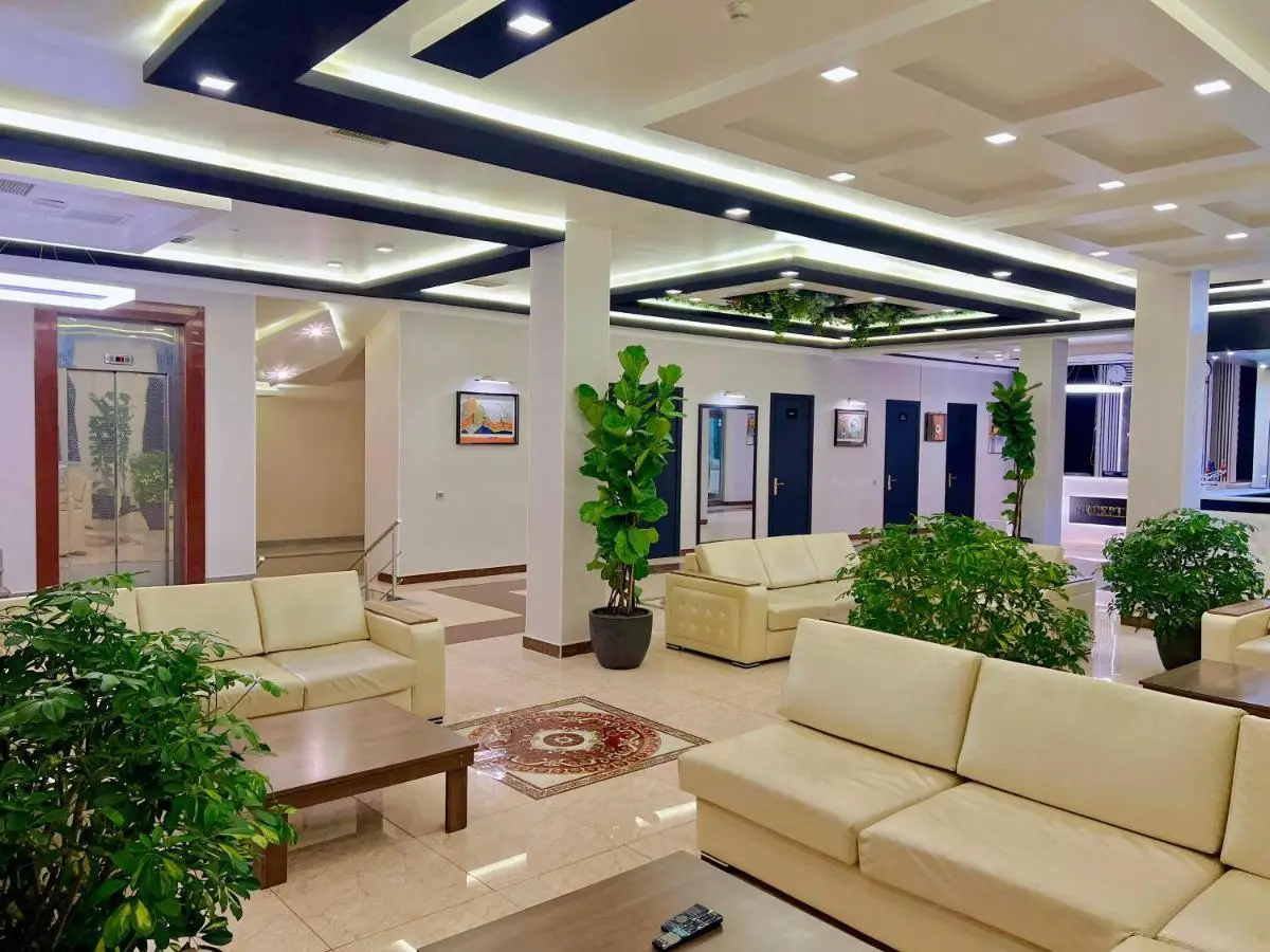 Royal Mansion Hotel