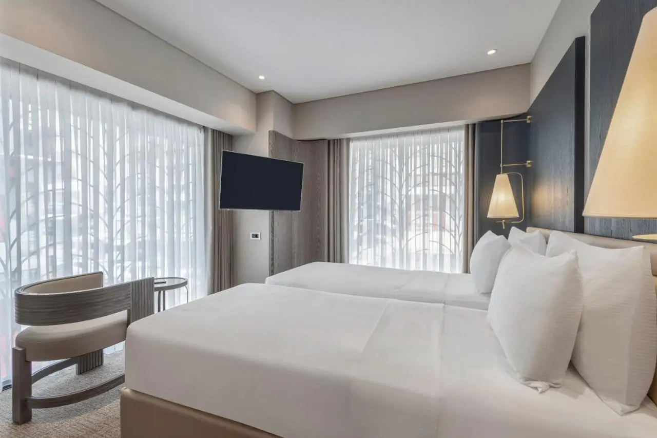 Lunet Old City Hotel