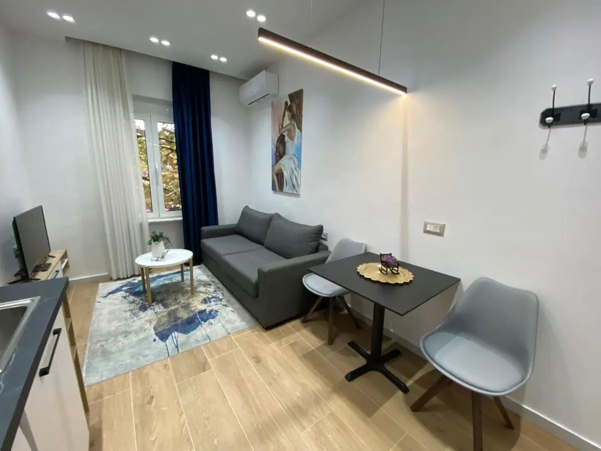 Apartament in Blloku in front of Taiwan