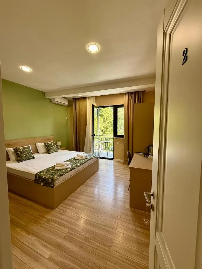 Likani Home