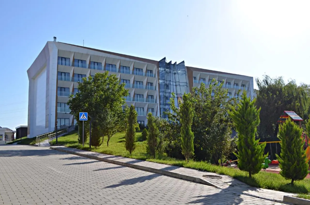 Arena Grand Hotel