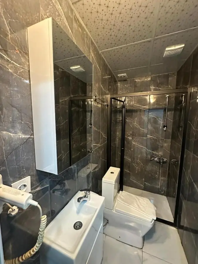 Modena Hotel
