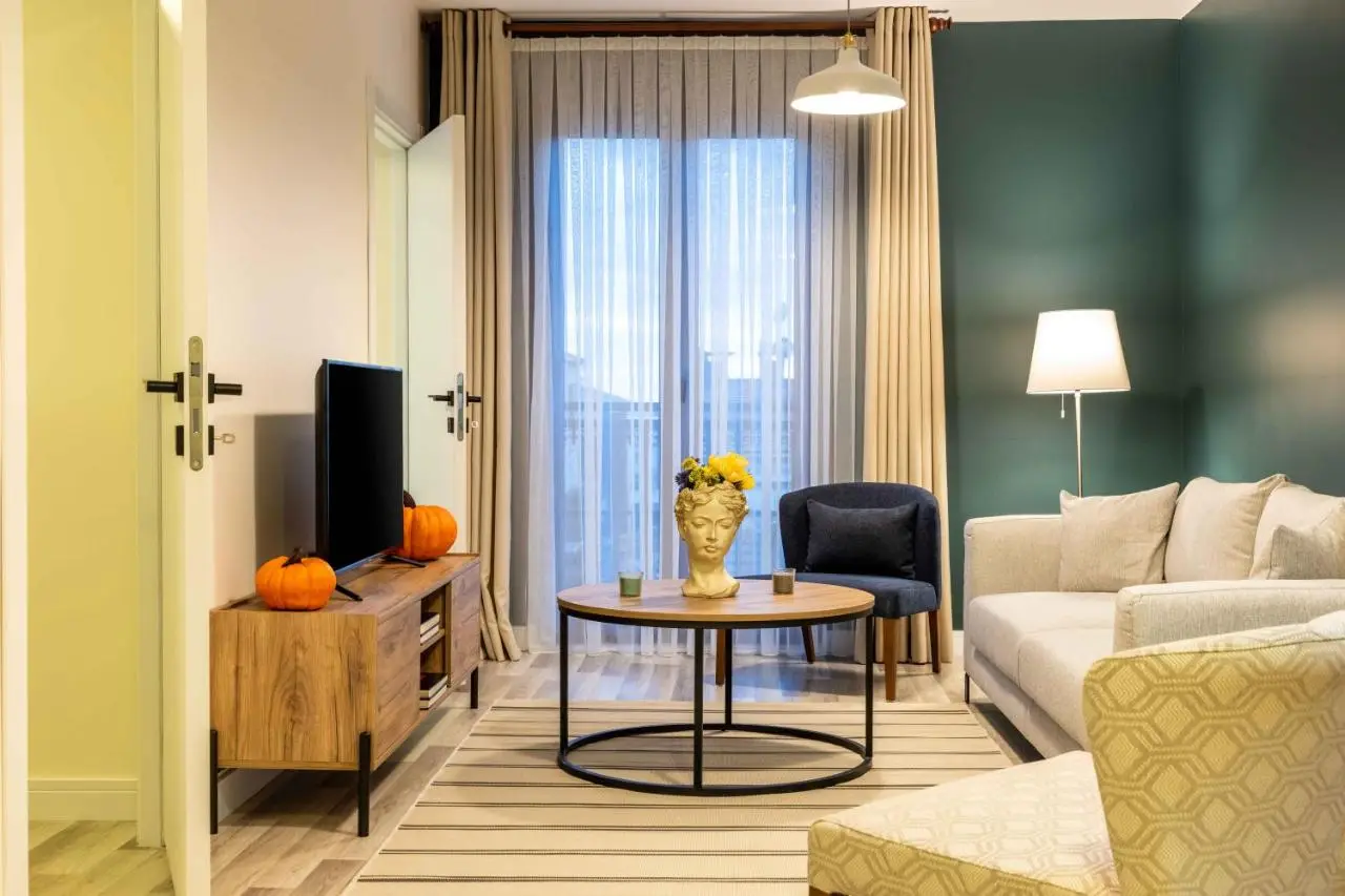Monnas Suite