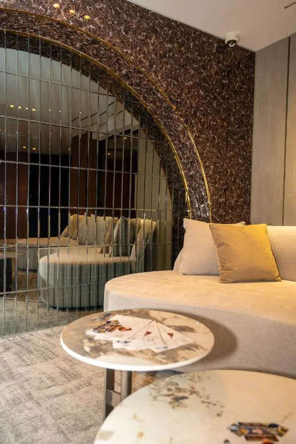 Hotel Consul