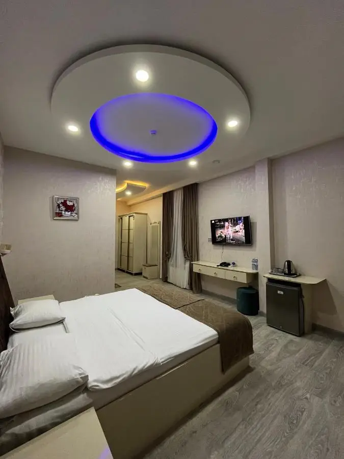Starway Hotel