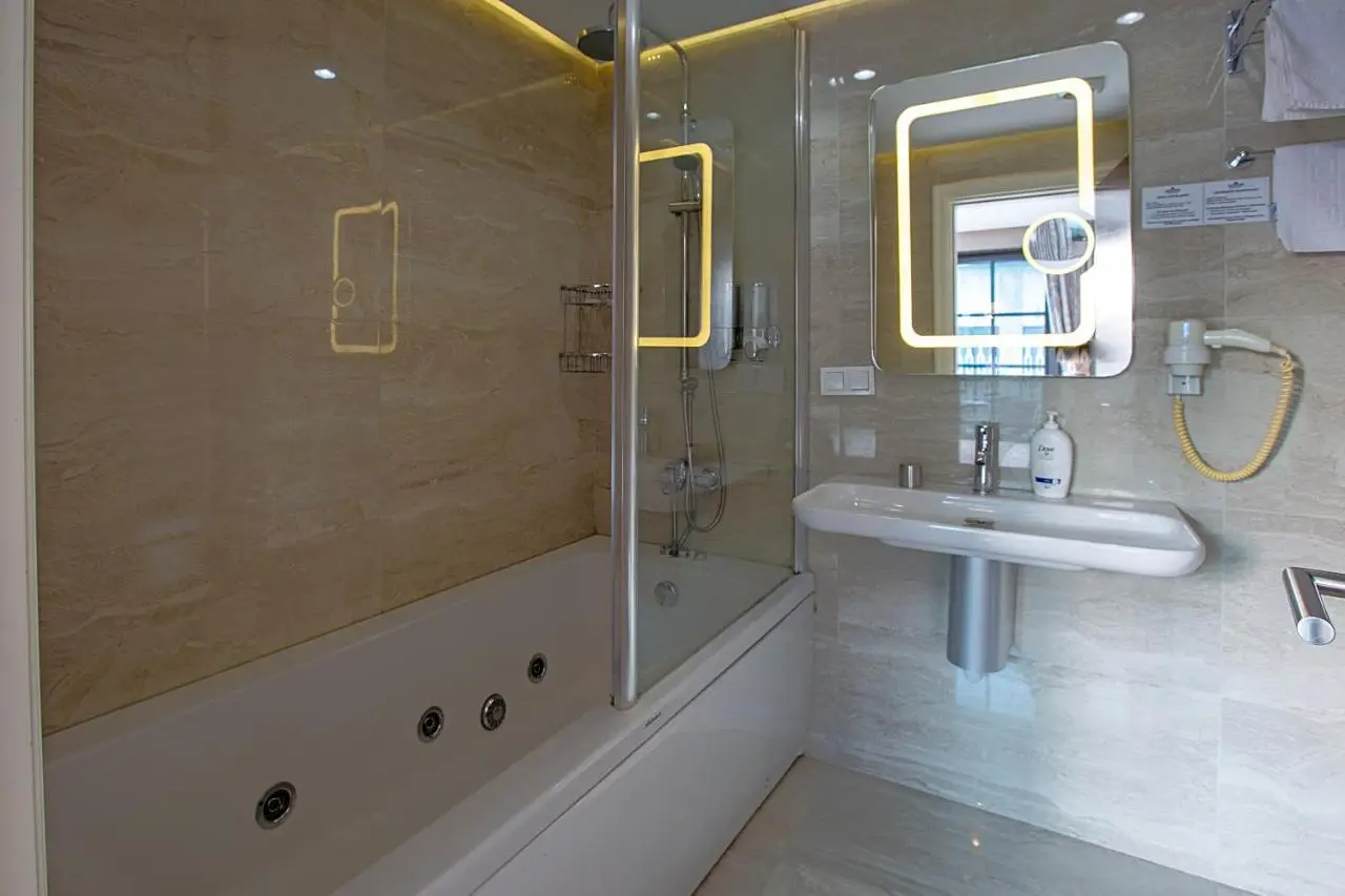 Aston Hotel Taksim