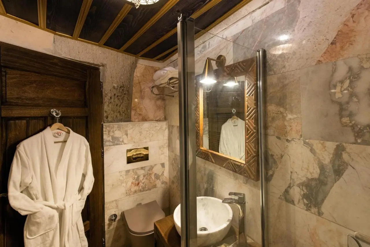 Foremanson Cave Hotel
