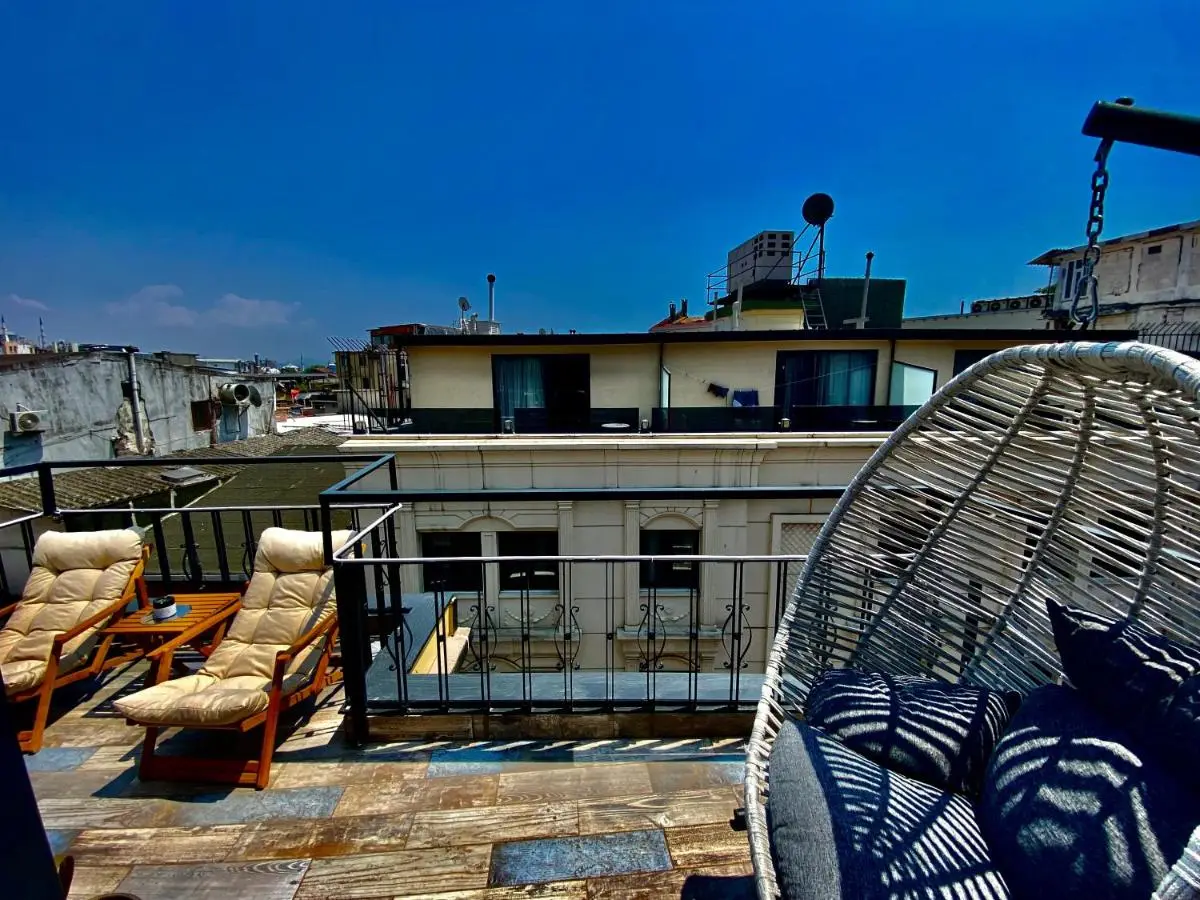 Golden Arrow Hotel
