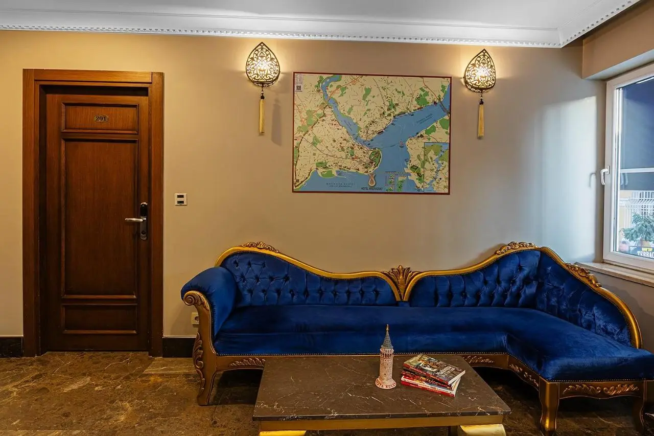 Aristocrat Hotel