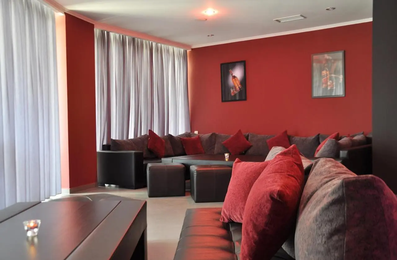 Hotel Shine Palace