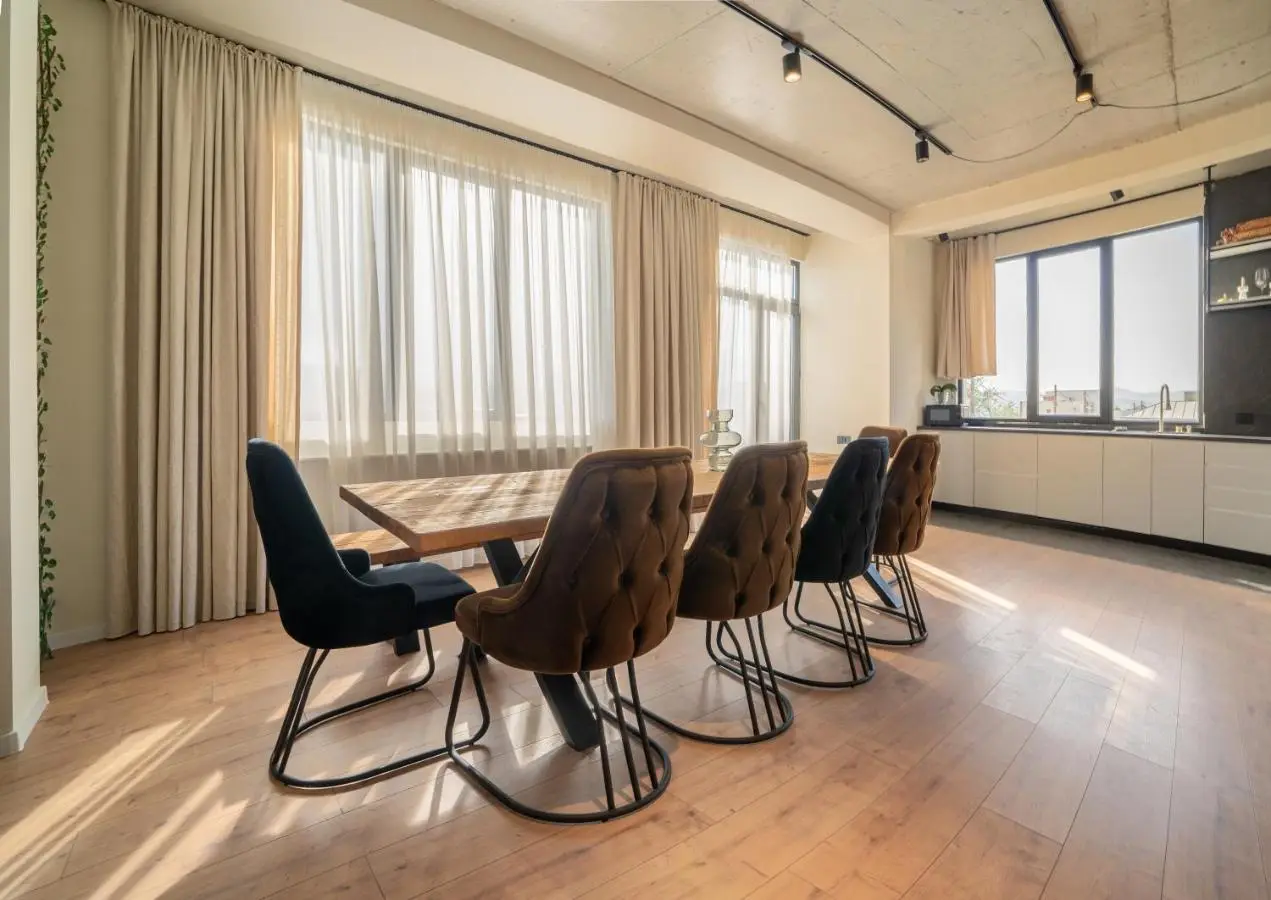 Niabi Loft Apartments