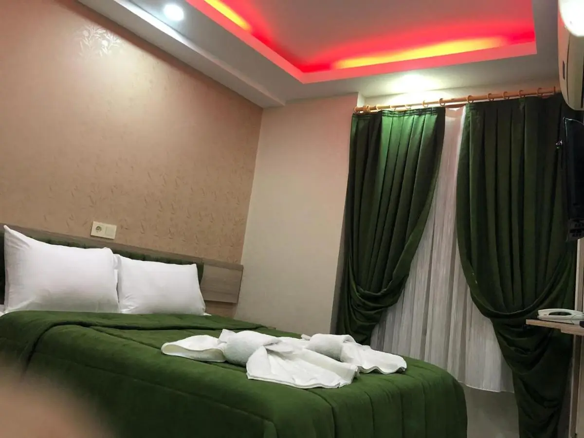 Kaya Madrid Hotel