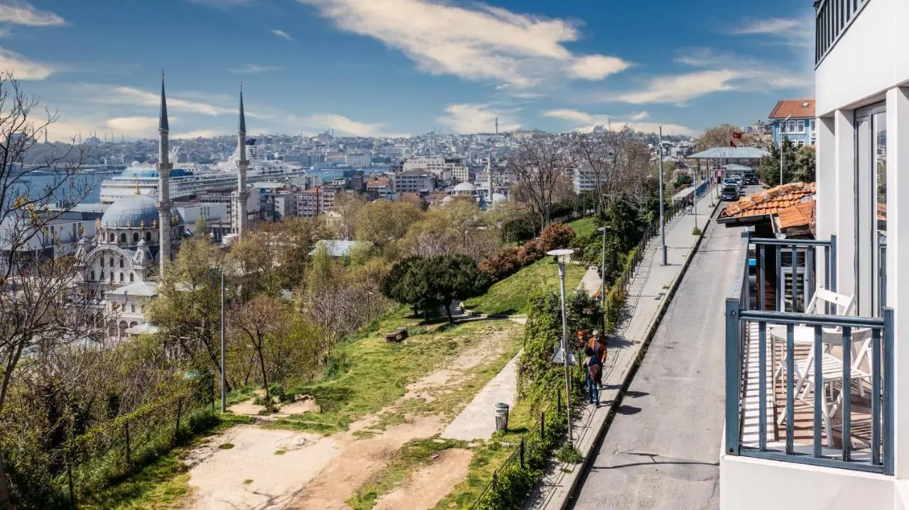Monnas Bosphorus