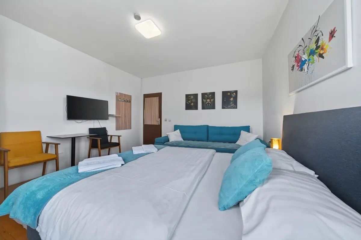 Apartment 110 m2 * 4 bedrooms * up to 13 people