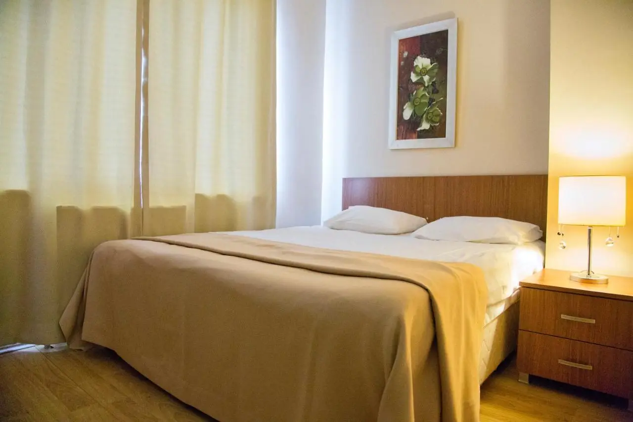 Airport Residence