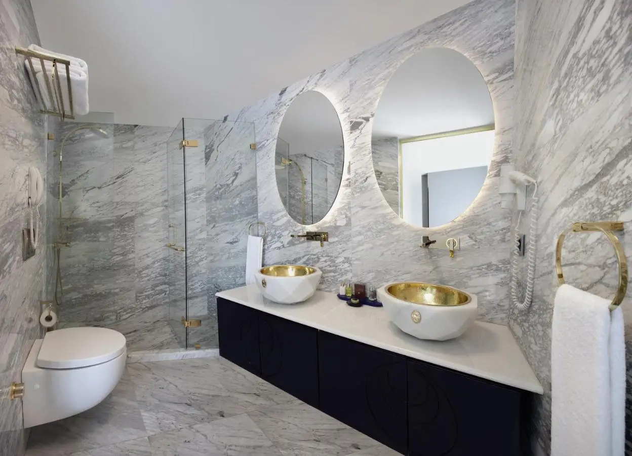 Sura Design Hotel & Suites