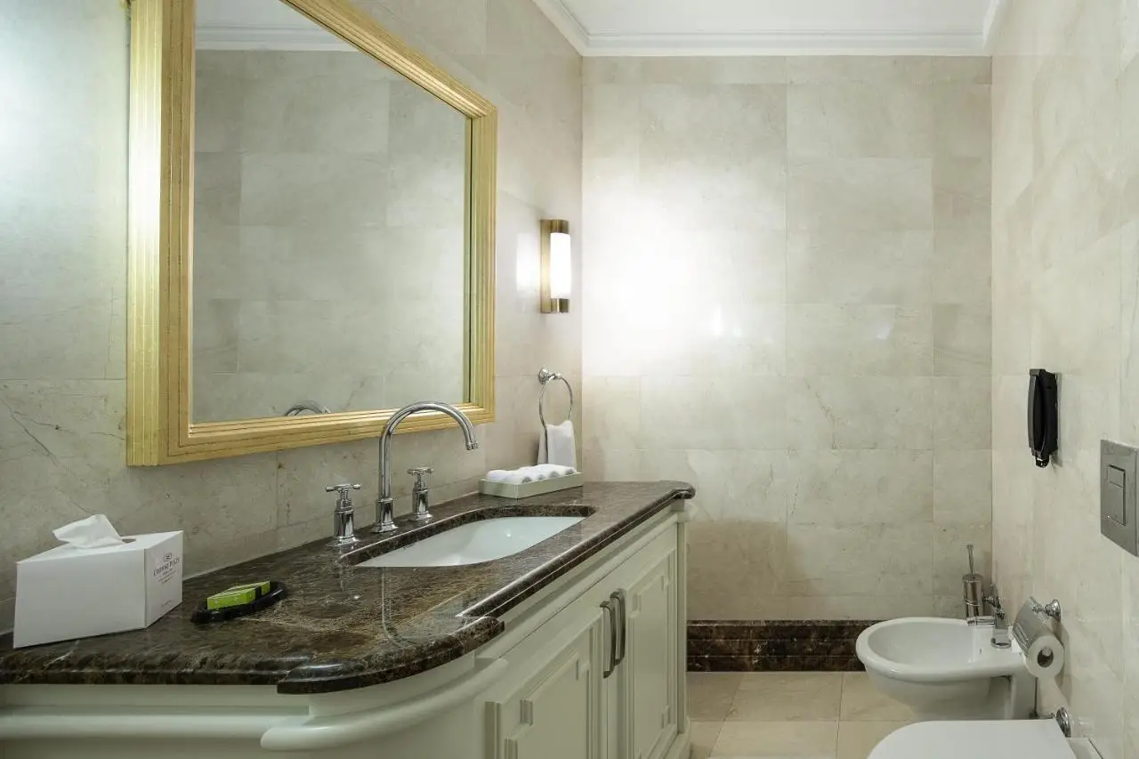 Crowne Plaza Istanbul Asia by IHG
