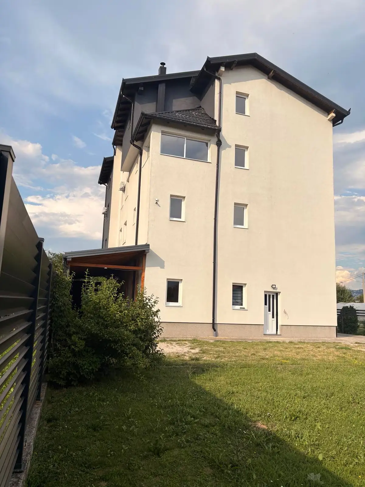 Villa Šarić