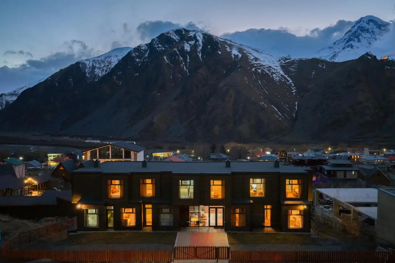 Melodia KAZBEGI