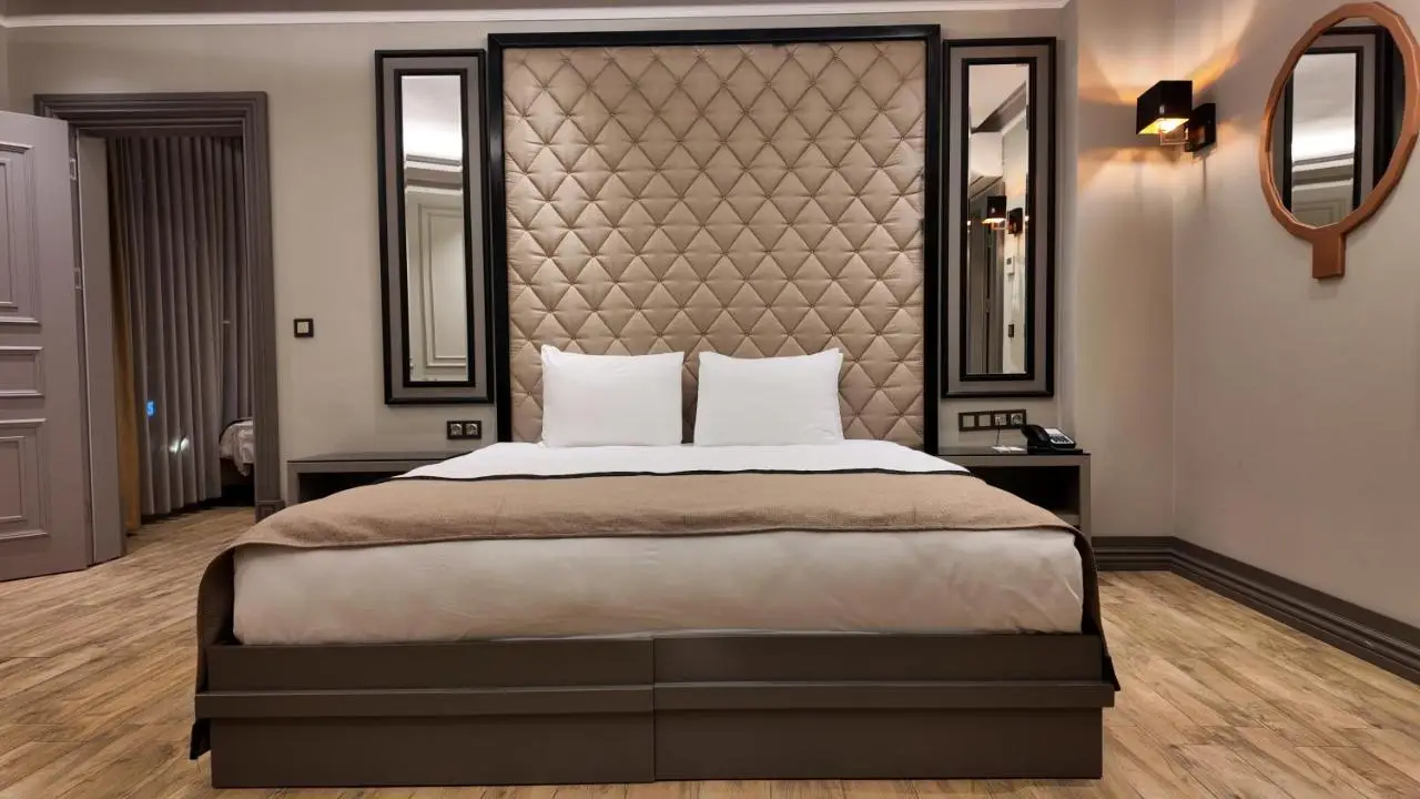 Lala Grand Hotel