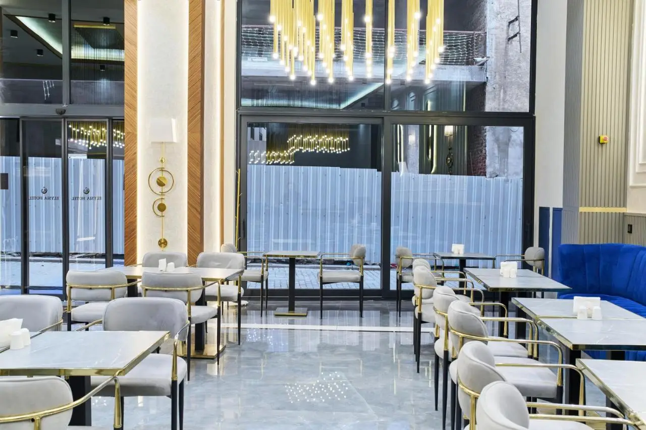 Elysia Hotel