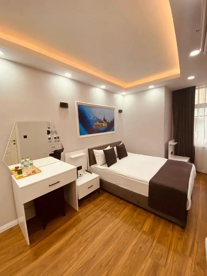 Hodegon Suite Hotel