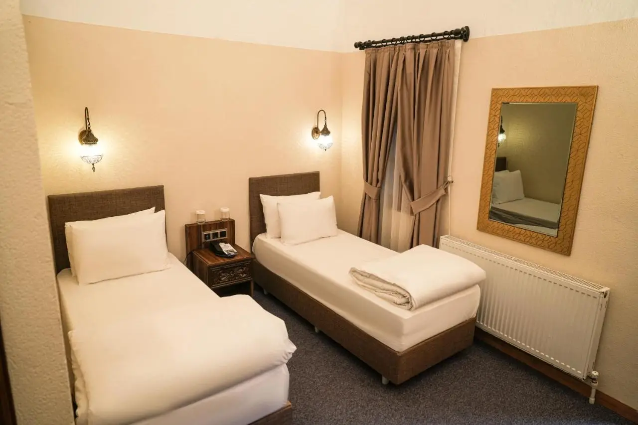 Rüstempaşa Kervansaray Hotel with Free Parking