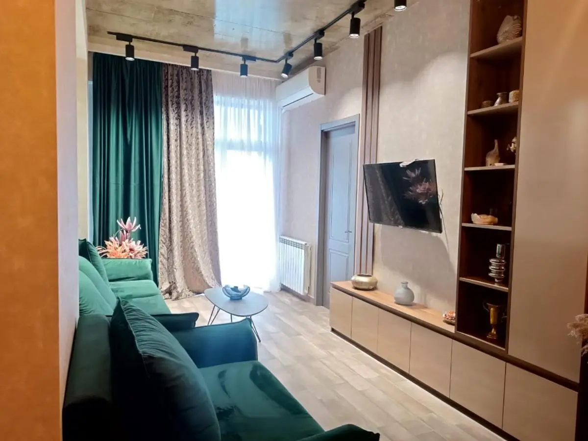 Urban Loft Tbilisi-3BR Industrial Loft with View