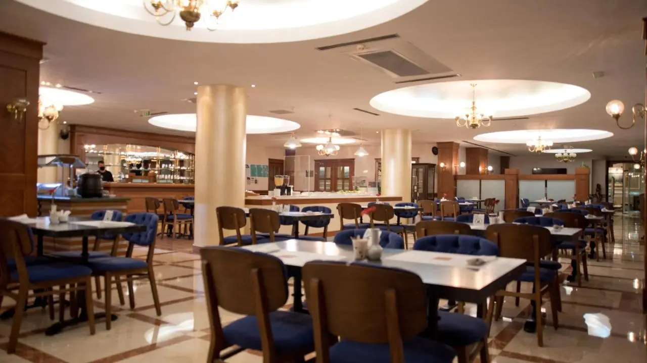 Taksim Metropark Hotel