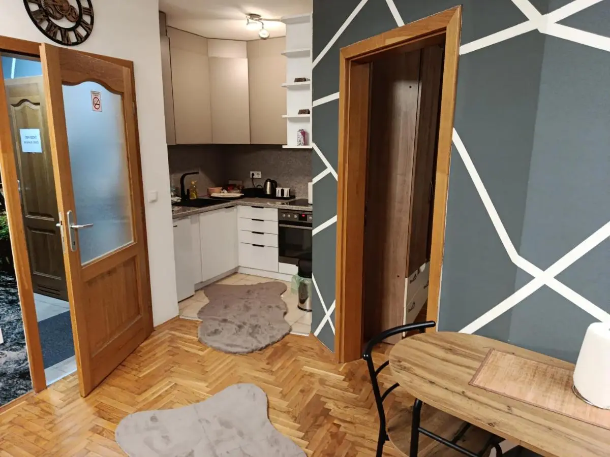 JACUZZI for RELAX - HOLLYWOOD Apartment, STUP, Sarajevo