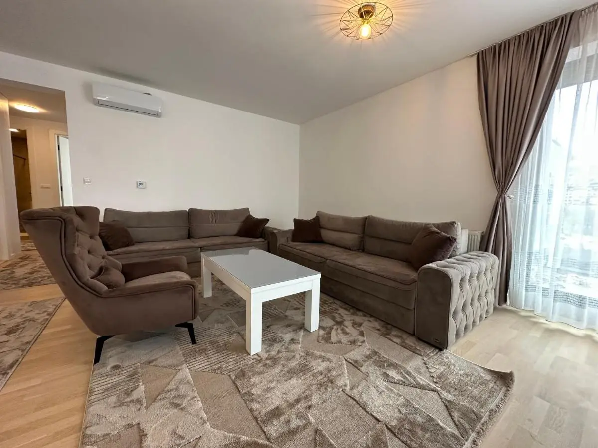 Apartment by expert Ado