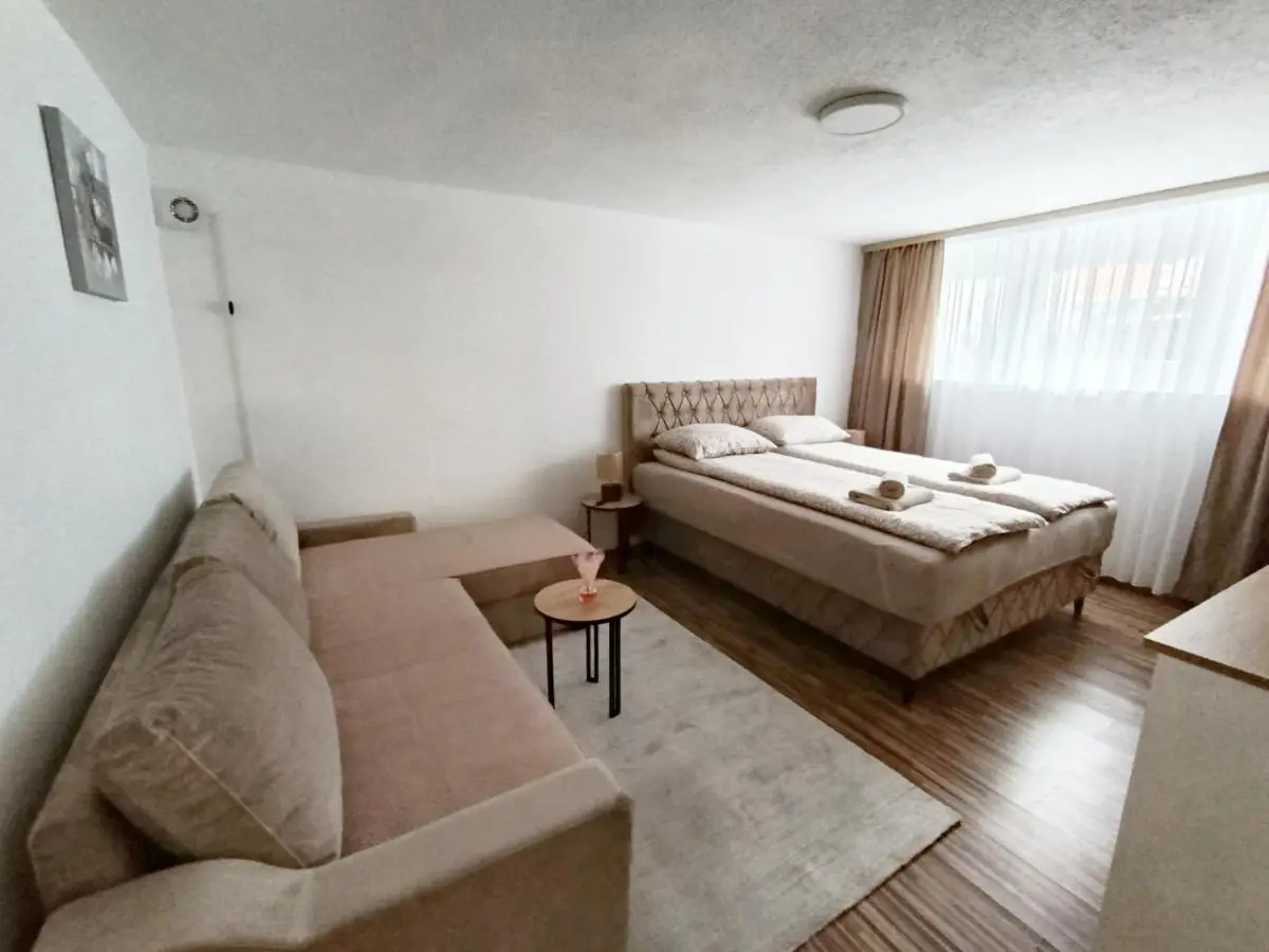 Apartman 4A