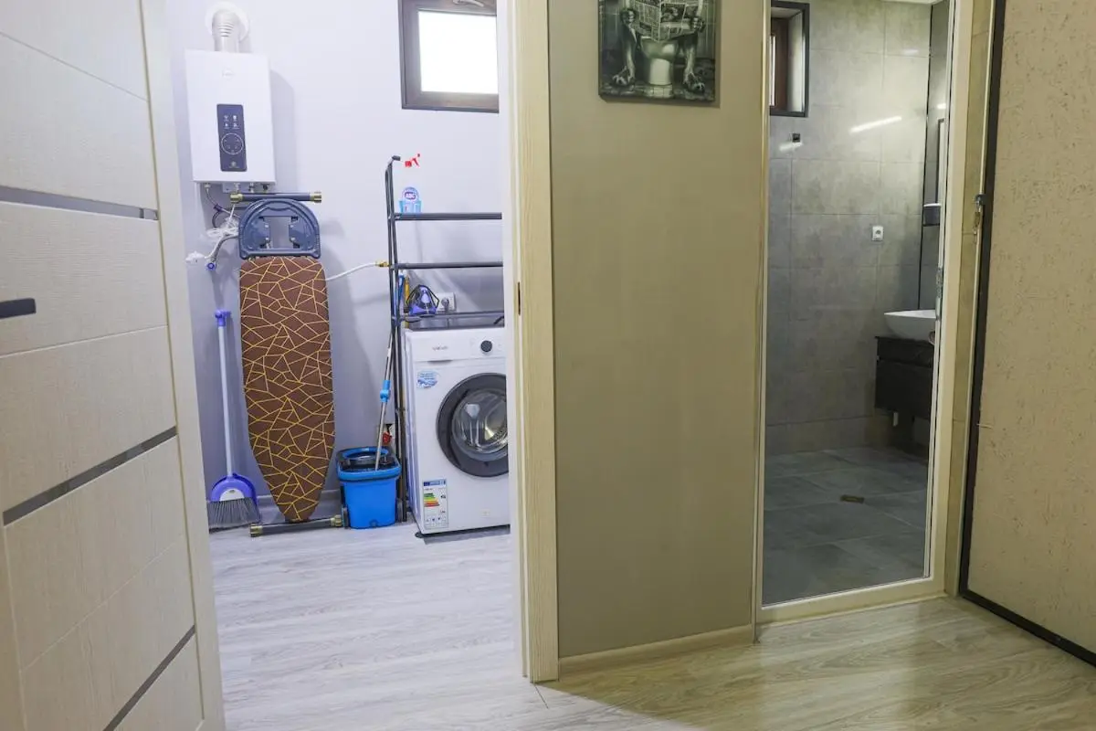 Brand-New 2BR House with Garden