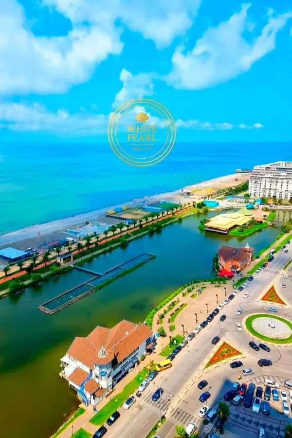 WHITE PEARL - Orbi City