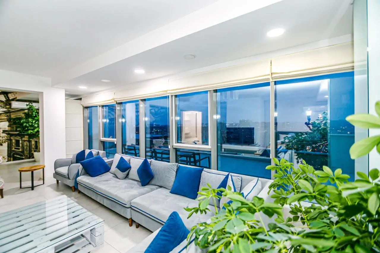 LUXURY SKY Apartment MEGAFUN Residance